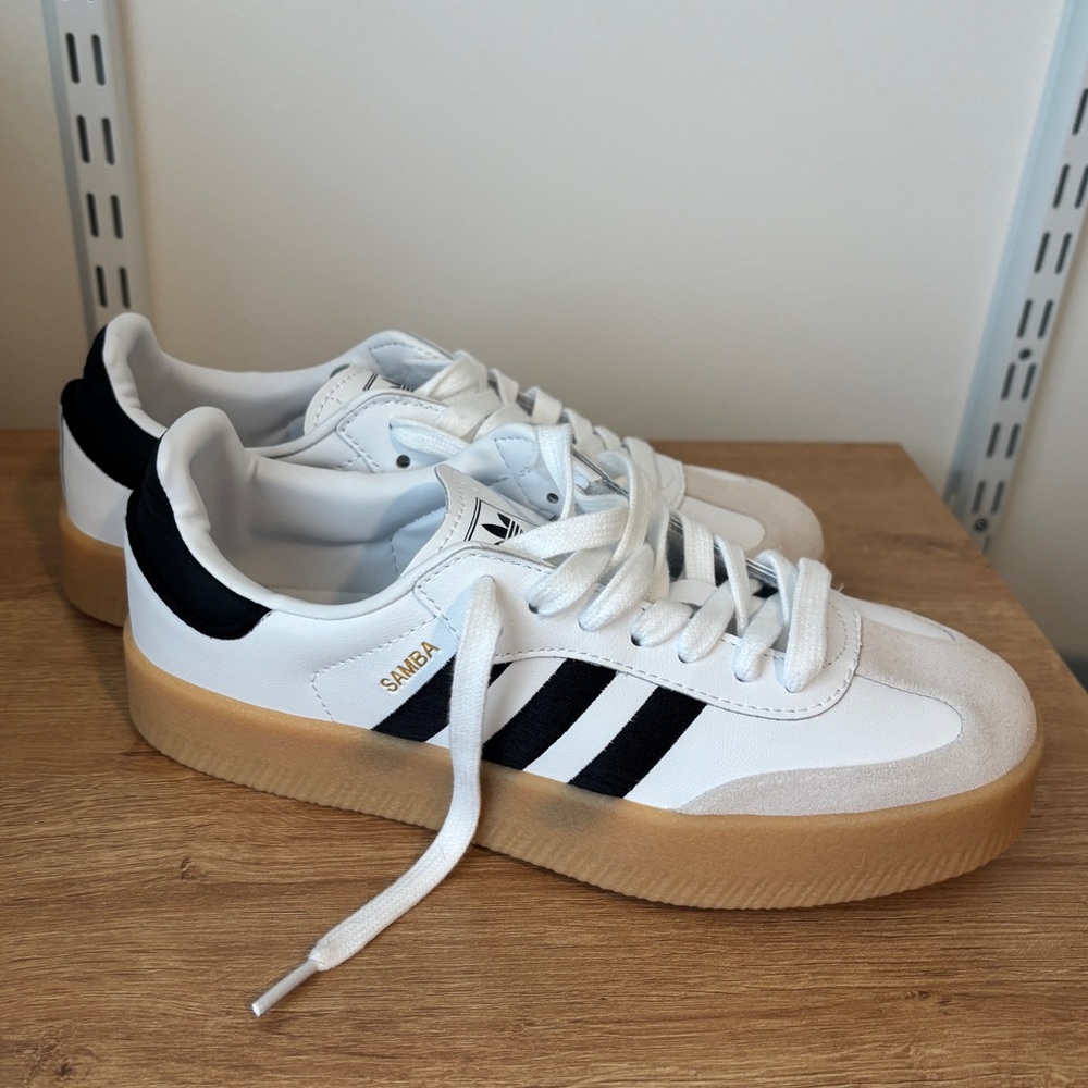 Adidas Sambae White/Black/Gum Sneakers 7.5